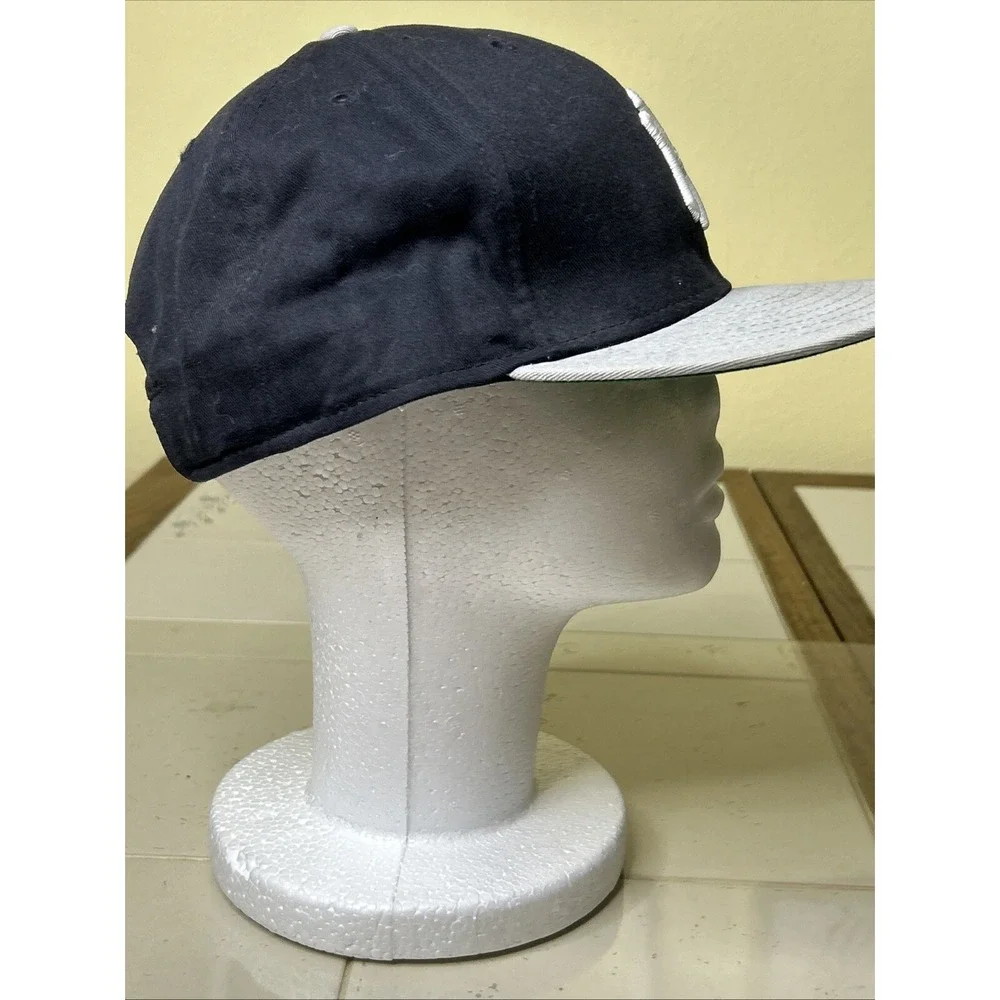 New York Yankees Hat Cap OSFM Adult Blue New Era‎ Official MLB Men